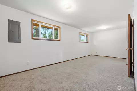 Bedroom - 8527 9th Ave SE, Everett, WA 98208 photo 1 of 4