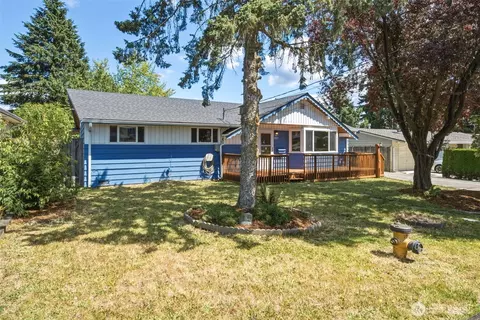 8527 9th Ave SE, Everett, WA 98208