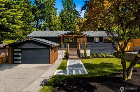 17229 72nd Ave W, Edmonds, WA 98026