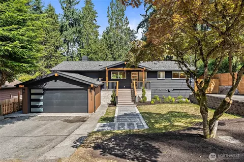 17229 72nd Ave W, Edmonds, WA 98026