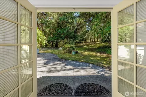 Exterior - 465 Kirner Rd, Sequim, WA 98382 photo 3 of 10
