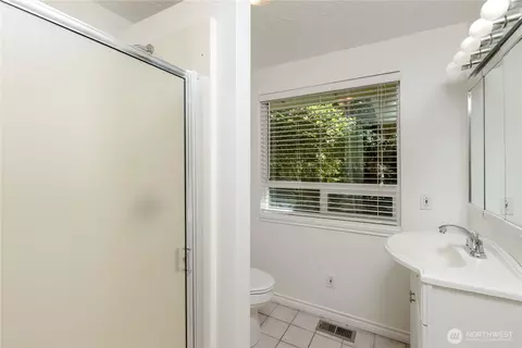 Bath - 465 Kirner Rd, Sequim, WA 98382 photo 5 of 5
