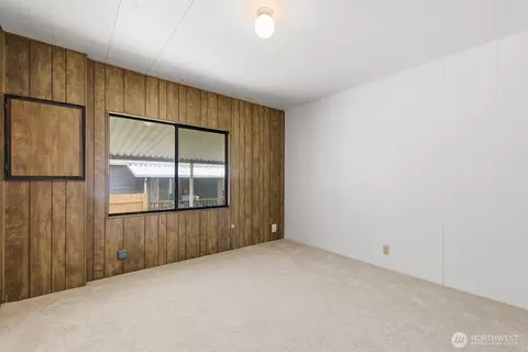 Bedroom - 815 124th St SW #153, Everett, WA 98204 photo 3 of 3