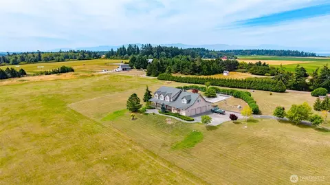 1049 Burchell Rd, Coupeville, WA 98239