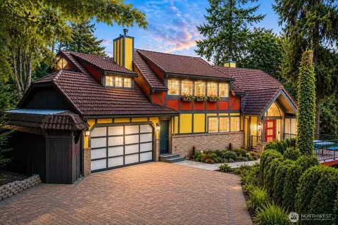 4739 Fernridge Ln, Mercer Island, WA 98040