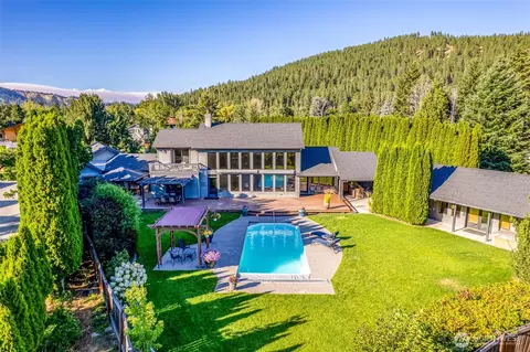 77 Joyful Pl, Leavenworth, WA 98826