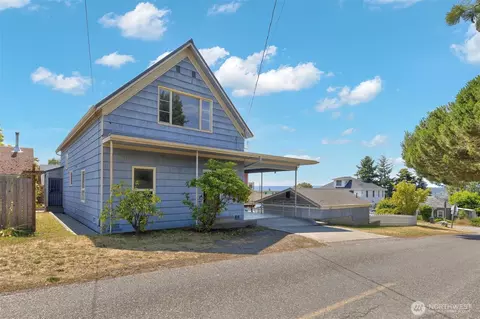 1619 Blaine St, Port Townsend, WA 98368