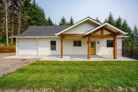 324 Champion Rd, Kalama, WA 98625