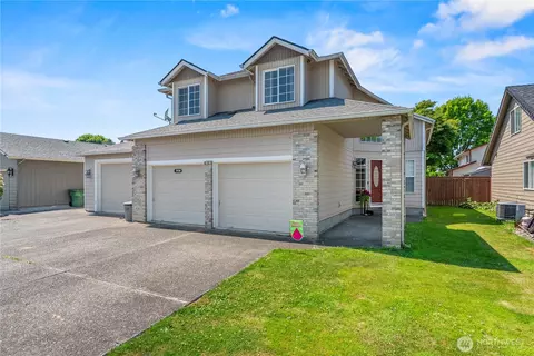 2439 Mulberry Ave, Longview, WA 98632
