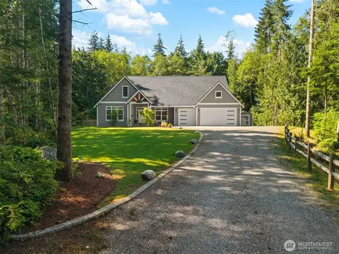 29513 Parcells Rd NE, Kingston, WA 98346