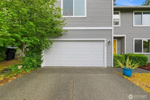 21284 Brevik Pl NW, Poulsbo, WA 98370