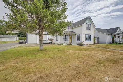 Other - 304 Spruce St E, Ilwaco, WA 98624 photo 1 of 11
