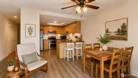 4515 125th Ave SE #B210, Bellevue, WA 98006