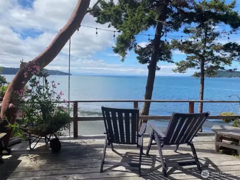 11502 N Del Mar Dr, Anacortes, WA 98221
