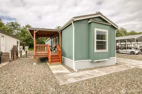 2010 Broadway Ave #9, Hoquiam, WA 98550