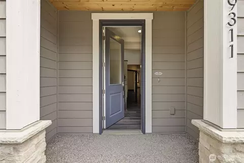 Entry Way - 19311 Meridian Dr SE, Bothell, WA 98012 photo 1 of 4