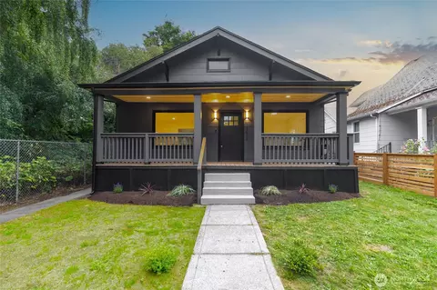 4015 S Yakima Ave, Tacoma, WA 98418