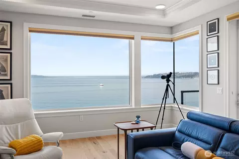 4907 Main St #705, Tacoma, WA 98407