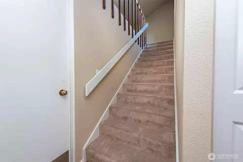 Entry Way - 126 Hilltop Dr #D, Sequim, WA 98382 photo 2 of 4