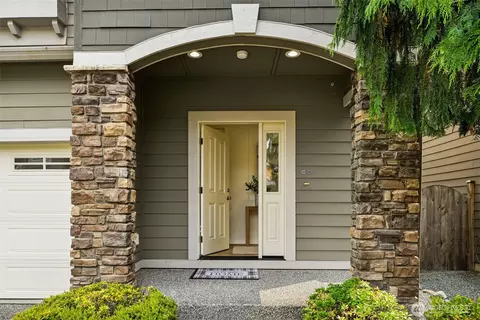 Entry Way - 21521 37th Ave SE, Bothell, WA 98021 photo 1 of 2