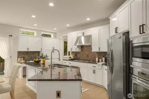 Kitchen - 21521 37th Ave SE, Bothell, WA 98021 photo 4 of 4