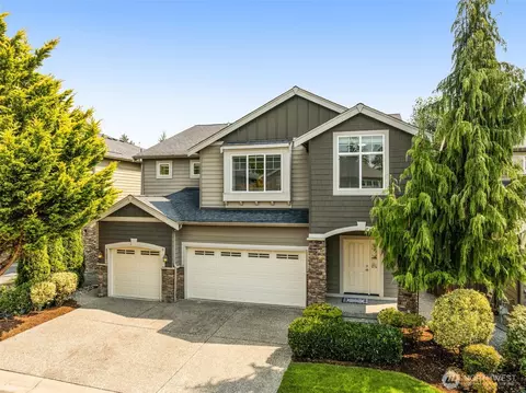 Exterior - 21521 37th Ave SE, Bothell, WA 98021 photo 2 of 5