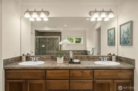 Bath - 21521 37th Ave SE, Bothell, WA 98021 photo 6 of 6
