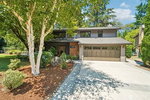 18448 SE 43rd Pl, Issaquah, WA 98027