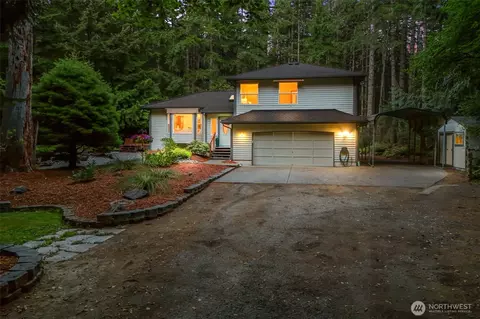 3914 SW Huckleberry Rd, Port Orchard, WA 98367