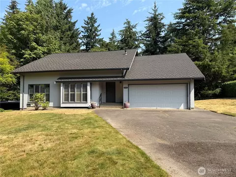 406 SW 192nd St, Normandy Park, WA 98166