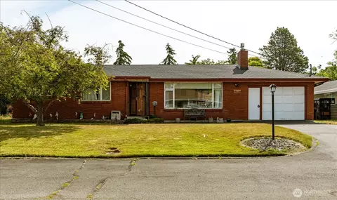 532 SE Pasek St, Oak Harbor, WA 98277