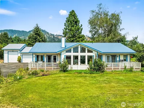 12320 Bergstrasse Rd, Leavenworth, WA 98826