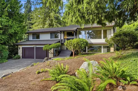 8530 Frederick Pl, Edmonds, WA 98026