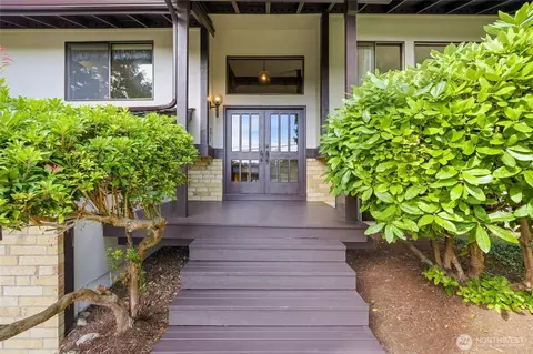 Exterior - 8530 Frederick Pl, Edmonds, WA 98026 photo 3 of 7