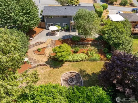 11253 145th Ave SE, Renton, WA 98059