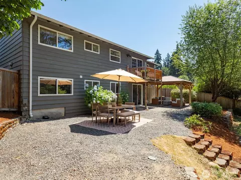 11253 145th Ave SE, Renton, WA 98059