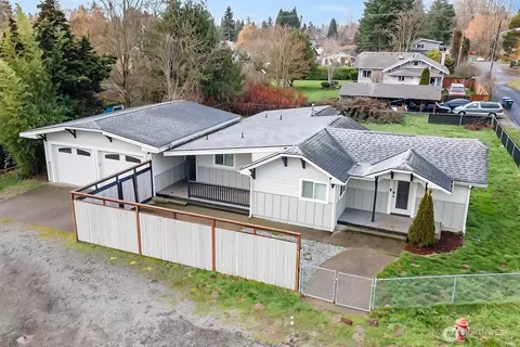 816 88th St E, Tacoma, WA 98445