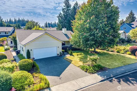 20334 12th Ave NE, Poulsbo, WA 98370