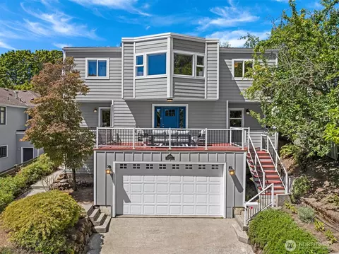 209 32nd Ave, Seattle, WA 98122