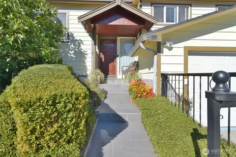 23116 80th Pl W, Edmonds, WA 98026