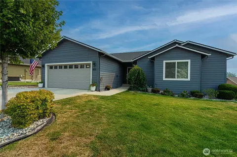 606 Havenwood Dr, Manson, WA 98831