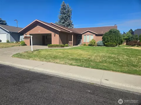 605 Park Pl, Yakima, WA 98908