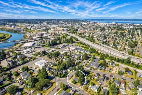 View/Area - 3615 26th St, Everett, WA 98201 photo 2 of 3