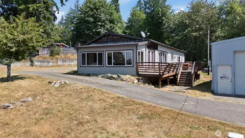 870 W Lost Lake Rd, Shelton, WA 98584
