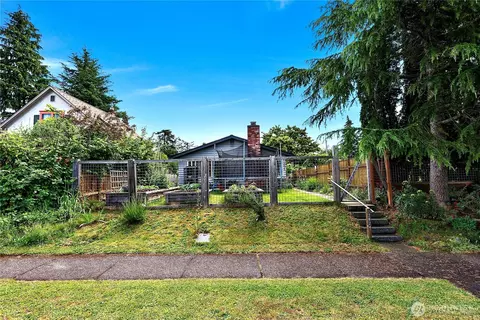 2624 Franklin, Bellingham, WA 98225