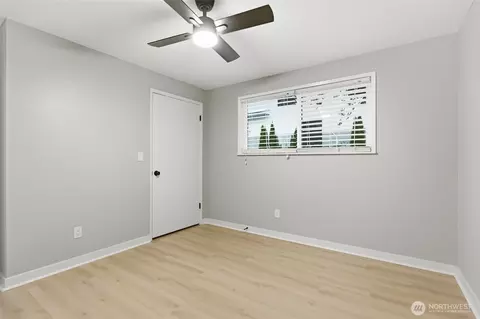 Bedroom - 101 161st St SE, Bothell, WA 98012 photo 3 of 6