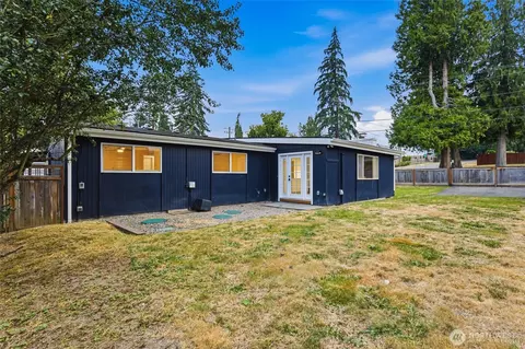 Exterior - 101 161st St SE, Bothell, WA 98012 photo 2 of 7