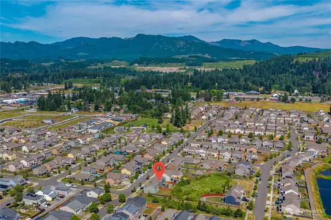 View/Area - 516 Petersen Dr E, Enumclaw, WA 98022 photo 8 of 8
