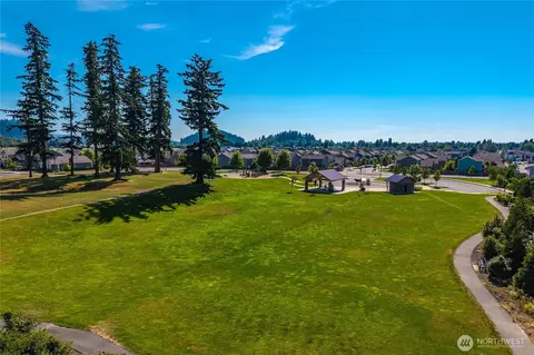 View/Area - 516 Petersen Dr E, Enumclaw, WA 98022 photo 5 of 8