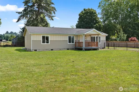 204 Mossyrock Rd W, Mossyrock, WA 98564